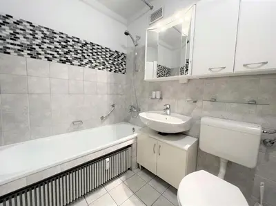 Ein Badezimmer in der Unterkunft Panoramic App A05-2