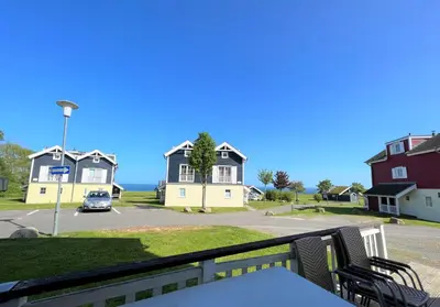 Das Gebäude in dem sich das Ferienhaus befindet