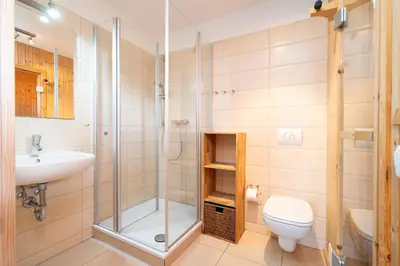 Ein Badezimmer in der Unterkunft Strandpark Sierksdorf H023