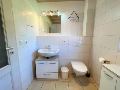 Ein Badezimmer in der Unterkunft Strandpark Sierksdorf H054