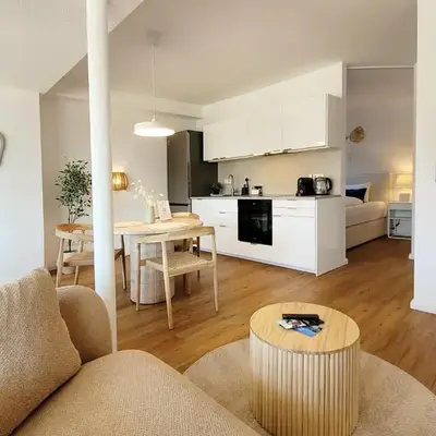 Gemütliche Ferienwohnung mit Meerblick und Terrasse - Nur 50 Meter zum Strand inklusive Parkplatz und Fahrradunterstellplatz