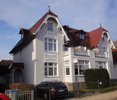 Das Gebäude in dem sich die Ferienwohnung befindet