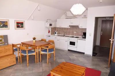 Küche/Küchenzeile in der Unterkunft Strandresidenz Sierksdorf NR 13