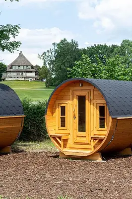 Das Gebäude in dem sich der Campingplatz befindet