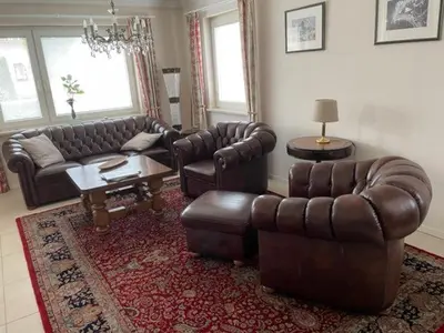 Ein Sitzbereich in der Unterkunft Ferienwohnung Ostseewellen
