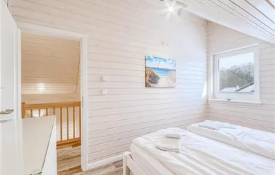 Ein Bett oder Betten in einem Zimmer der Unterkunft Amazing Home In Krems Iiwarderbrück