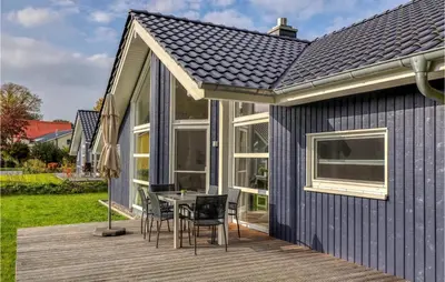 Das Gebäude in dem sich das Ferienhaus befindet