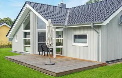 Das Gebäude in dem sich das Ferienhaus befindet