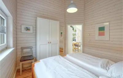 Ein Bett oder Betten in einem Zimmer der Unterkunft Nice Home In Krems Iiwarderbrück