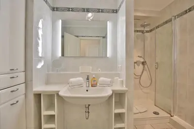 Ein Badezimmer in der Unterkunft Haus Seesand Penthouse Wohlfühlzeit