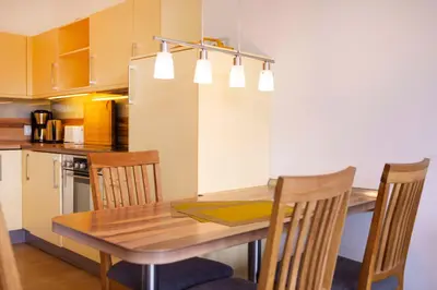 Küche/Küchenzeile in der Unterkunft BEE1 Ferienwohnung Ernstorfer