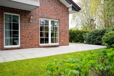 Ein Garten an der Unterkunft BIR9b Ferienwohnung Vahle