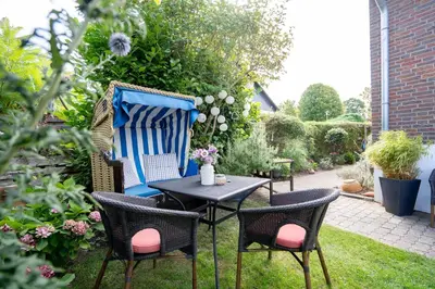 Ein Garten an der Unterkunft HER16d Ankes Gästehaus F