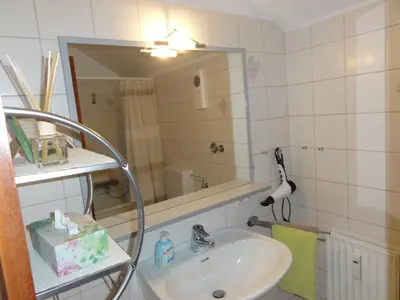 Ein Badezimmer in der Unterkunft STR74b Ferienwohnung Sevimli