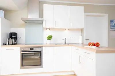Küche/Küchenzeile in der Unterkunft STR92b Ferienwohnung Strandzeit F