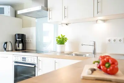 Küche/Küchenzeile in der Unterkunft STR92b Ferienwohnung Strandzeit F