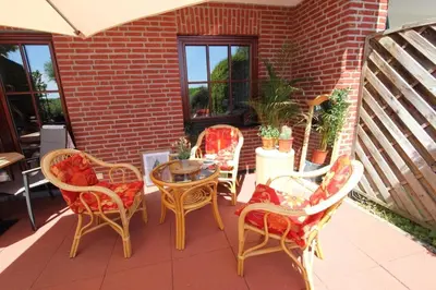 Ein Balkon oder eine Terrasse in der Unterkunft Landhaus am See - mit Terrasse - a73200