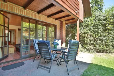 Ein Garten an der Unterkunft Ferienhaus Seeweg 17 Ferienhaus Seeweg 17