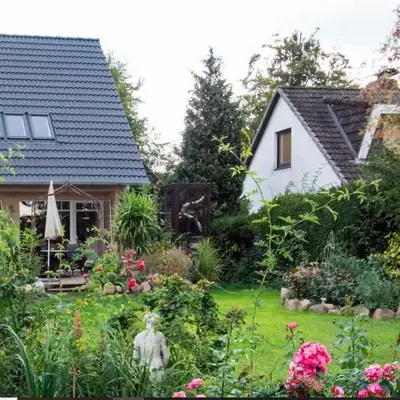 Dachgeschosswohnung Scharbeutz mit Garten