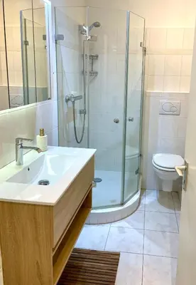 Ein Badezimmer in der Unterkunft Bellevue 16 KaMare - direkte Strandlage