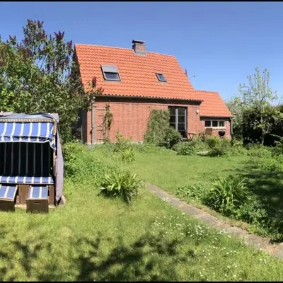 NEU! Ferienhaus mit Naturgarten