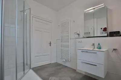 Ein Badezimmer in der Unterkunft Hannas Strandhaus App B