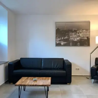 Erdgeschoss-Appartement mit Seeterasse
