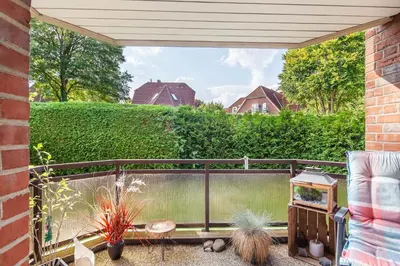 Ein Garten an der Unterkunft 2 ZiWhg Wohldstr20 gemütlich zentral strandnah