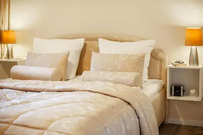 Ein Bett oder Betten in einem Zimmer der Unterkunft 2 ZiWhg Wohldstr20 gemütlich zentral strandnah