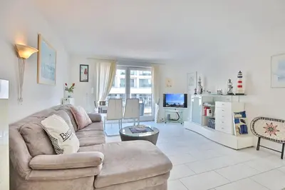 Ein Sitzbereich in der Unterkunft Seebrücke Seebrücke Appartement 14
