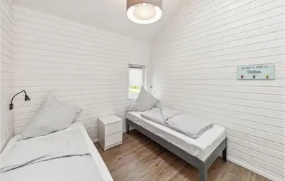 Ein Bett oder Betten in einem Zimmer der Unterkunft Lovely Home In Krems Iiwarderbrück