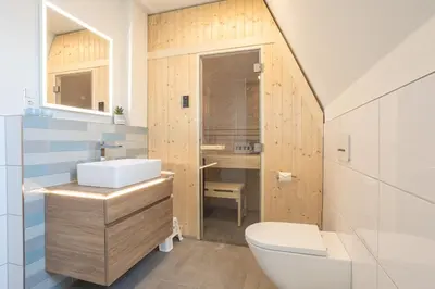 Ein Badezimmer in der Unterkunft Villa Dornkamp 5