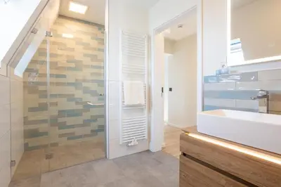 Ein Badezimmer in der Unterkunft Villa Dornkamp 6